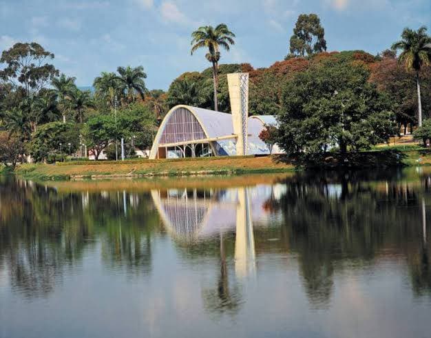 Lugar Praça da Pampulha (Geralda Damata Pimentel)