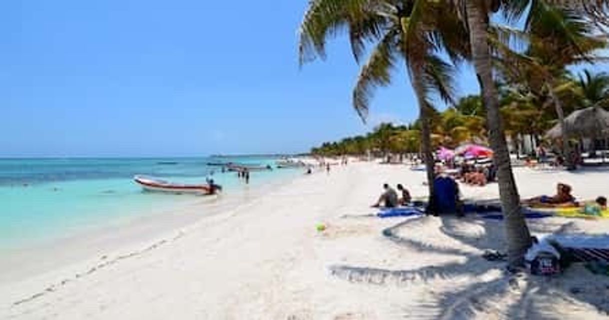 Lugar Playa Akumal