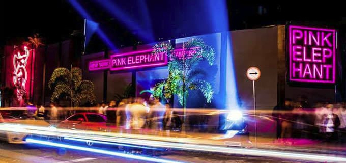 Lugar Pink Elephant