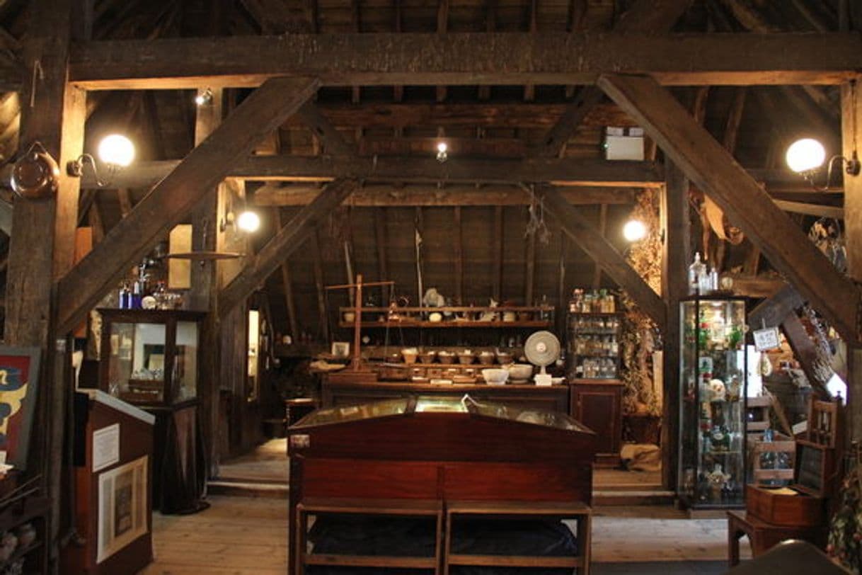 Place The Old Operating Theatre Museum and Herb Garret