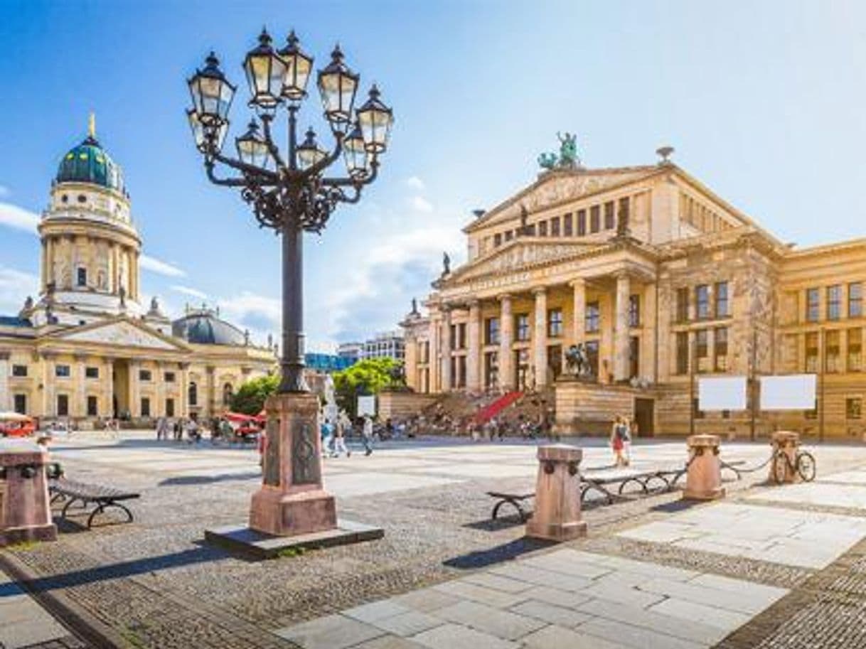 Moda Free Tour por el Berlín Alternativo ¡Gratis! - Buendia Tours