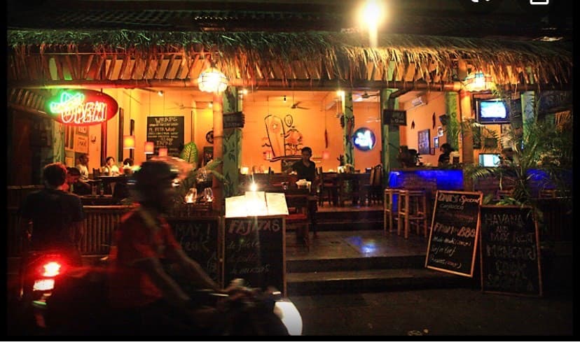 Lugar Max Warung Bali