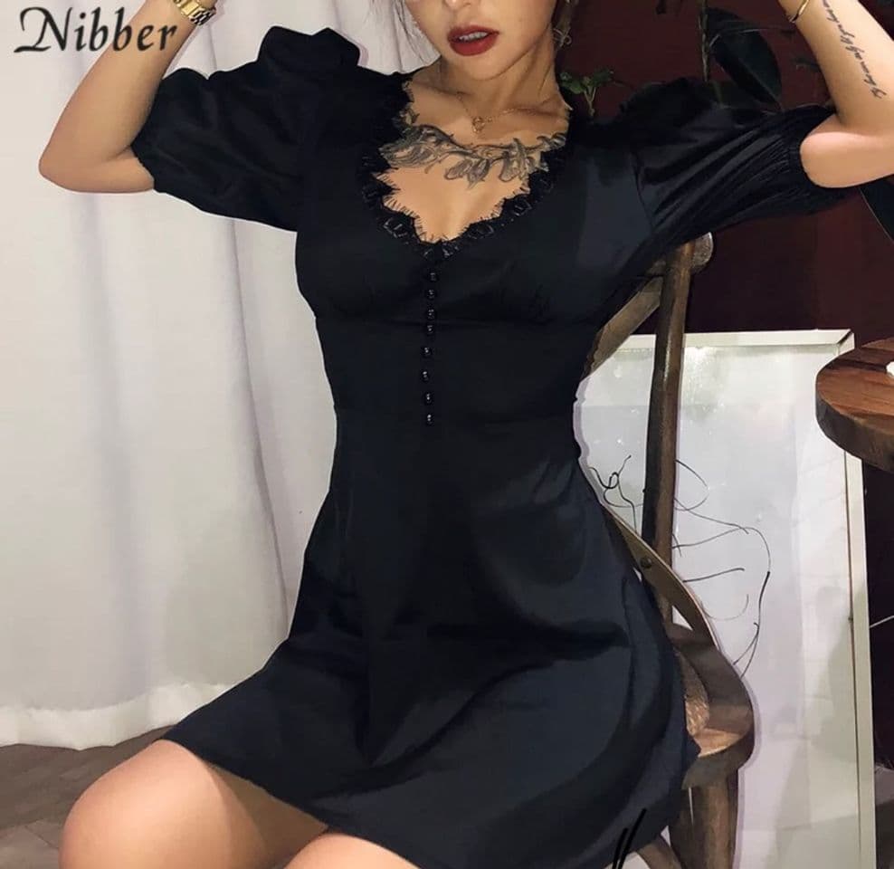 Moda Vestido negro de encante