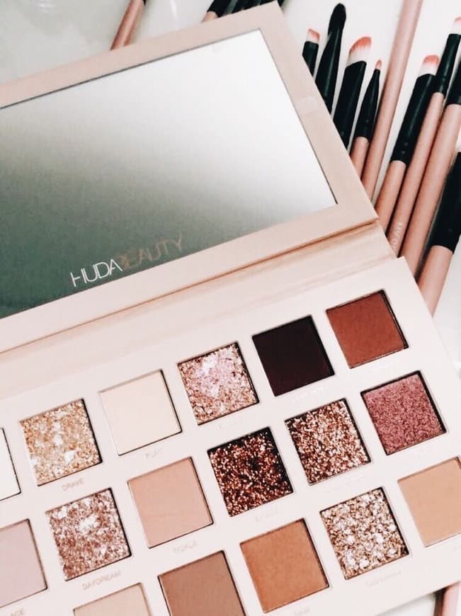 Beauty HUDA BEAUTY The New Nude Eyeshadow Palette