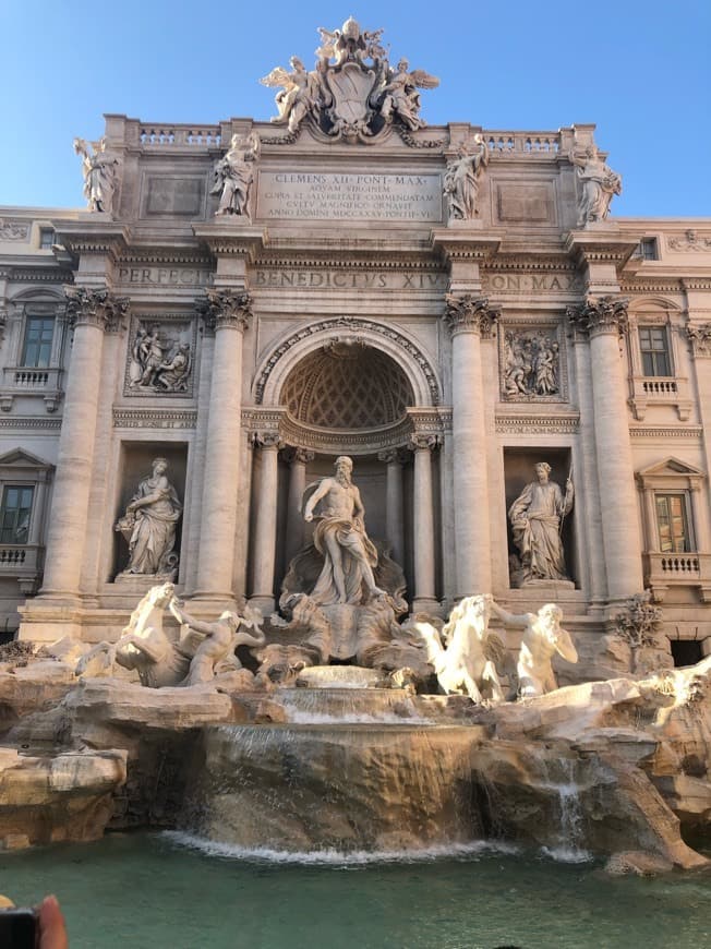 Place Fontana di Trevi