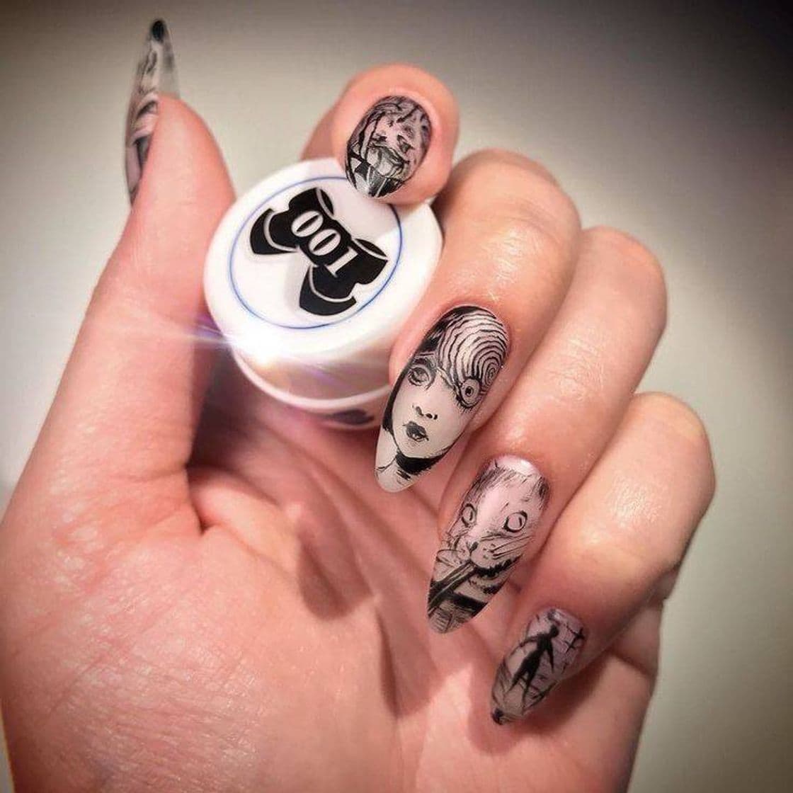 Moda Diseño de uñas que te podría gustar 🖤