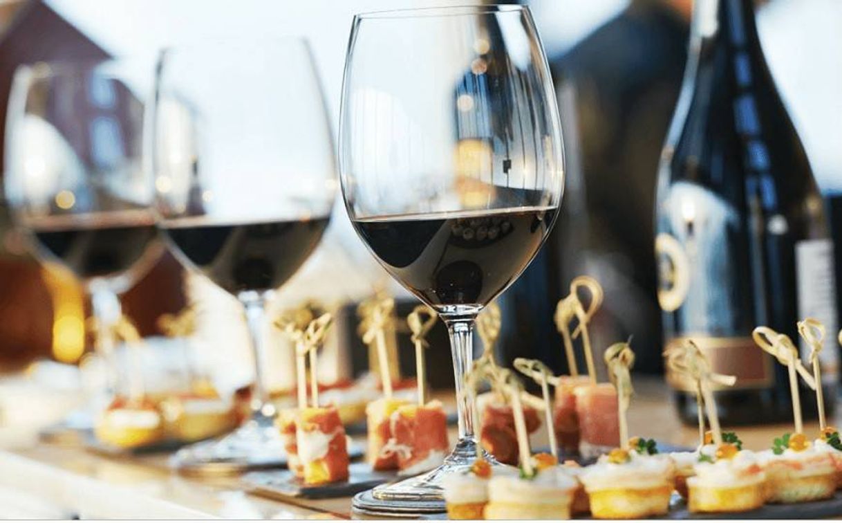 Moda ¿Qué es el vino de honor? - Catering.com.ar