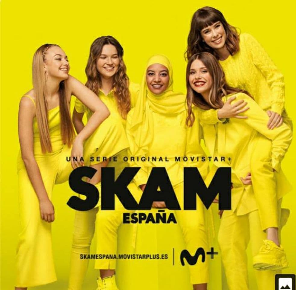 Fashion Latest | Skam Amira