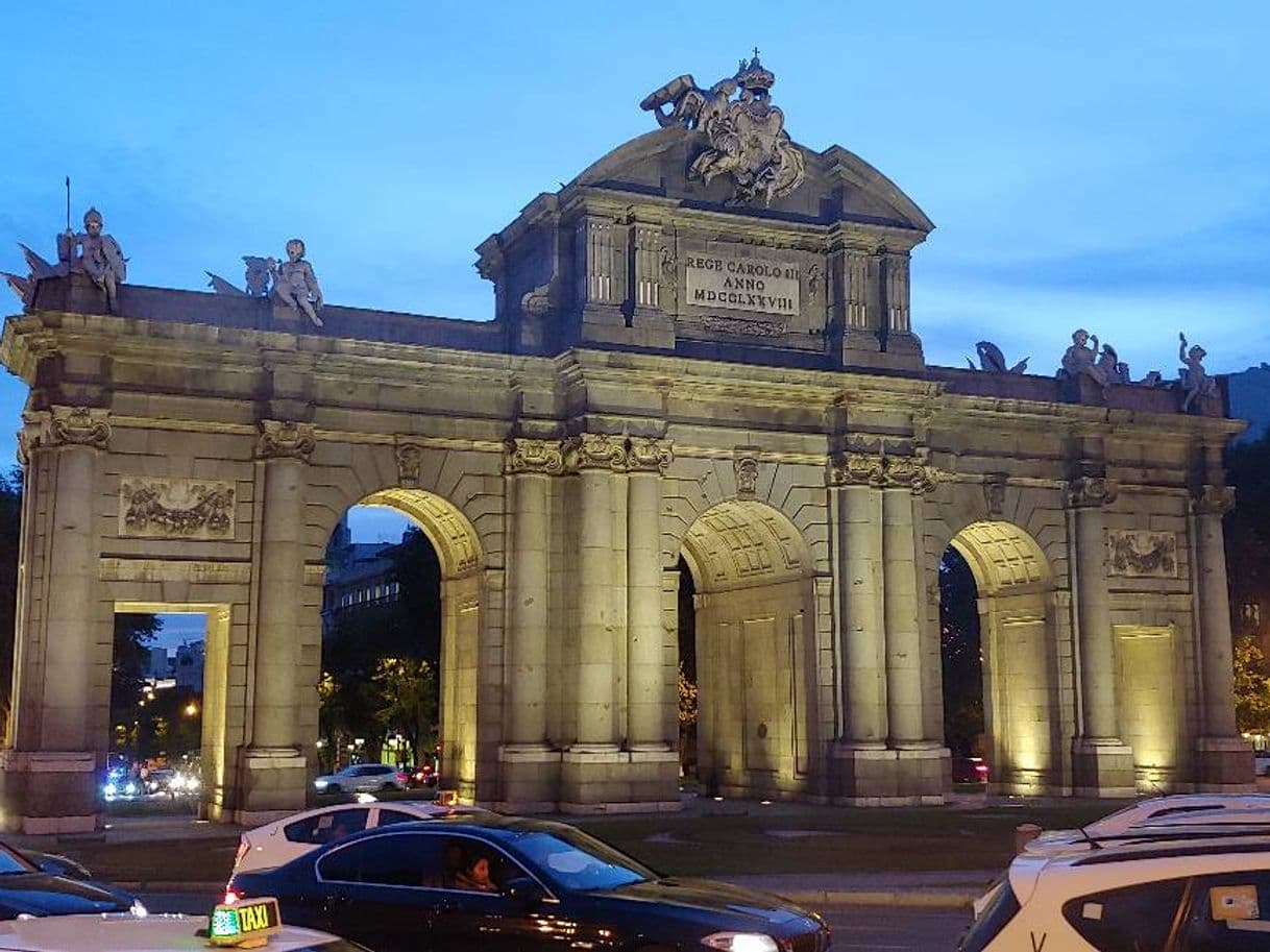 Lugar Puerta de Alcalá