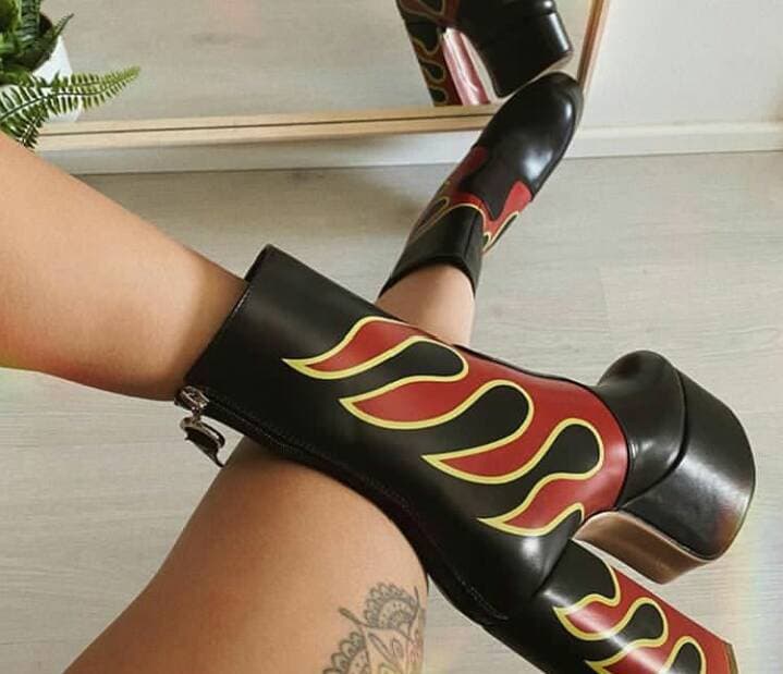 Fashion Botas de tacón grueso flamas🔥