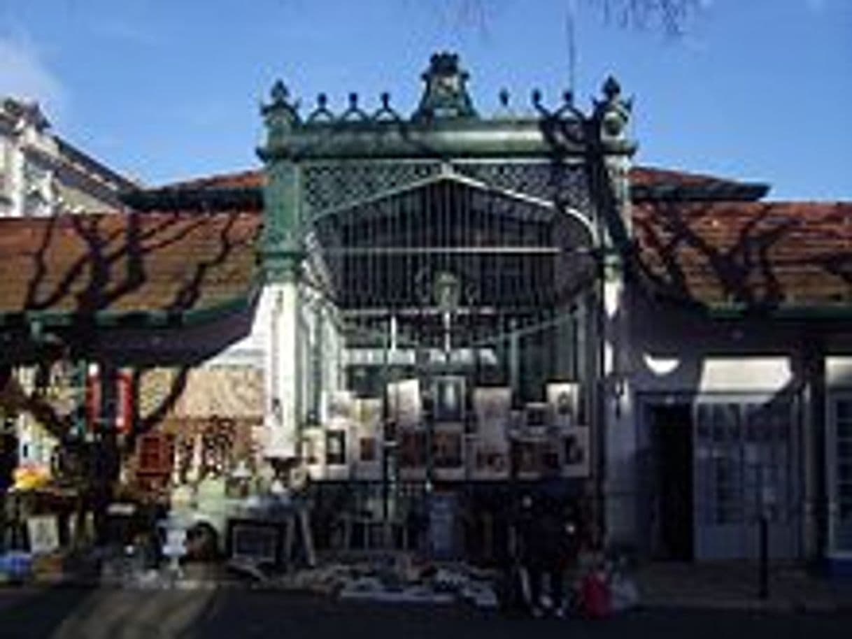 Place Feira da Ladra