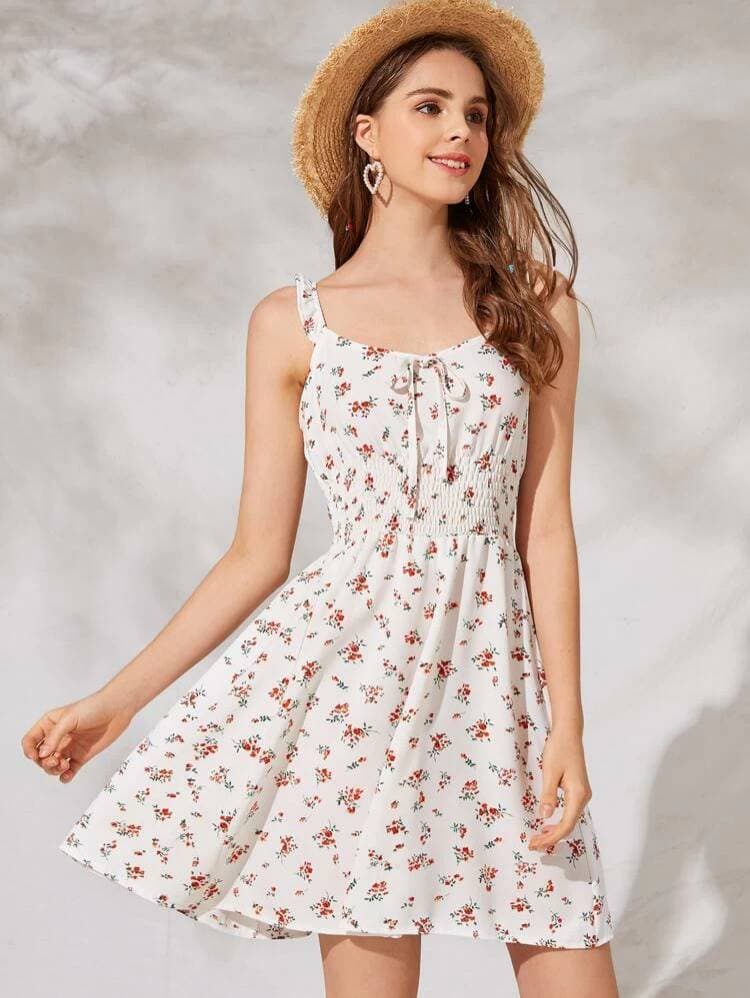 Moda Vestido de tirantes con floral de Margarita 