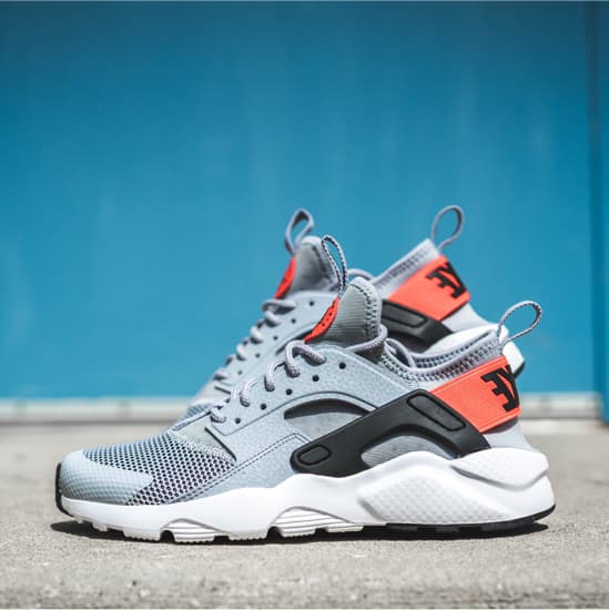 Moda Nike Huarache Shoes. Nike.com