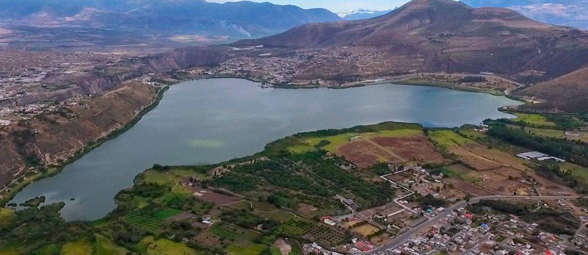 Place Laguna de Yahuarcocha