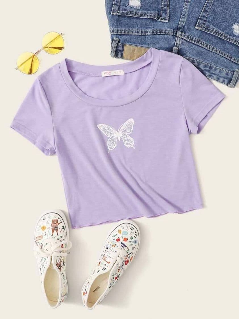 Moda Camiseta violeta con estampado de mariposa 