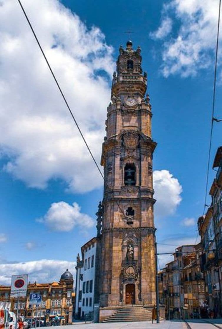 Place Clérigos Tower