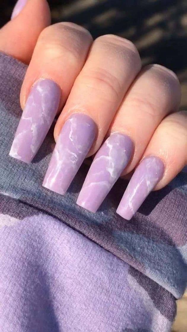 Moda Unhas lilás 