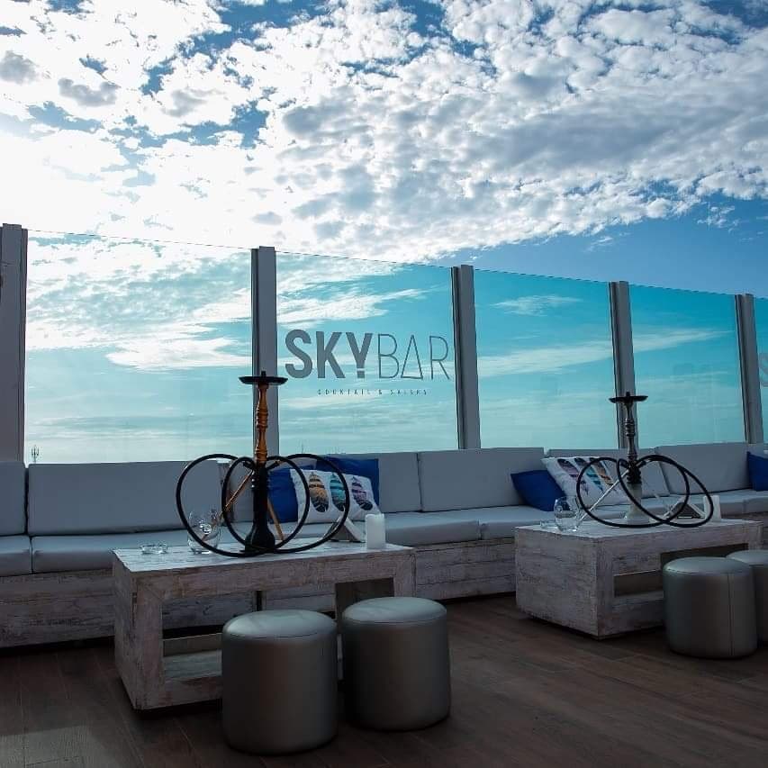 Restaurants SkyBar