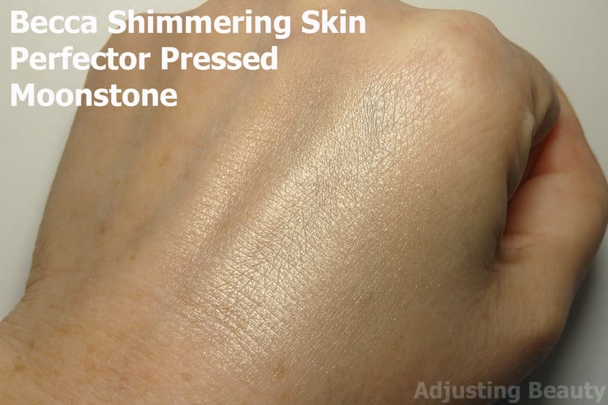 Product Shimmering skin perfector moonstone