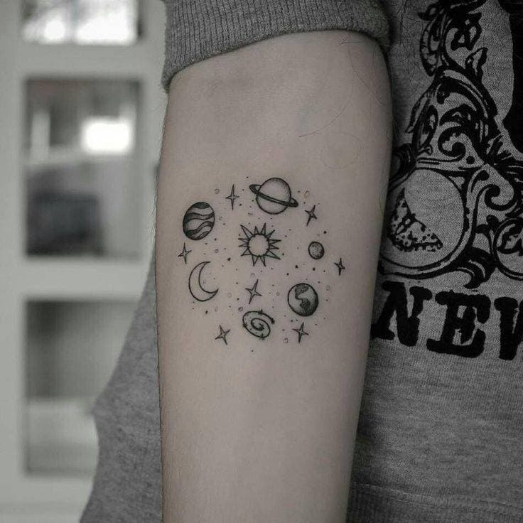 Moda Tatuagem de planetas🌌