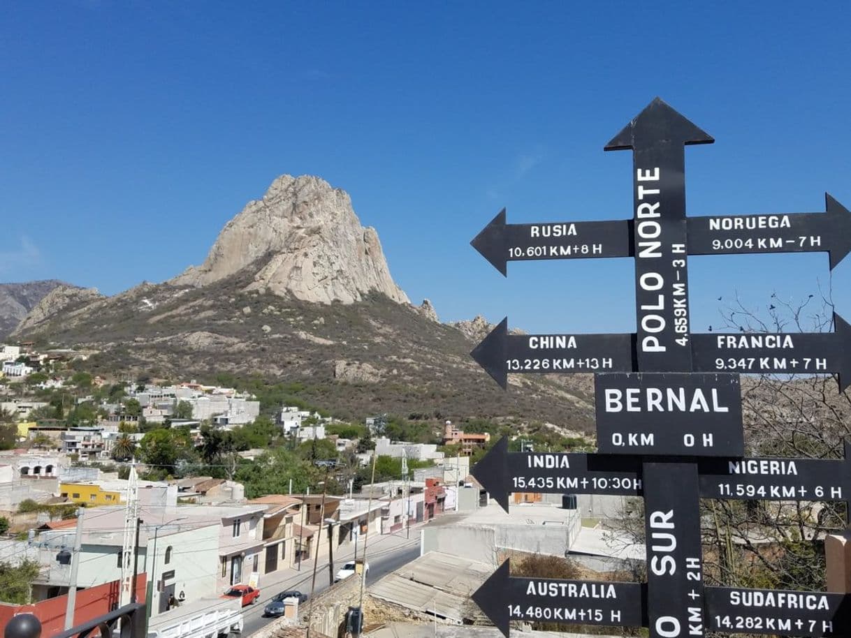 Lugar Peña de Bernal