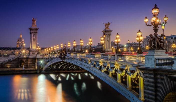 Place Pont Alexandre III