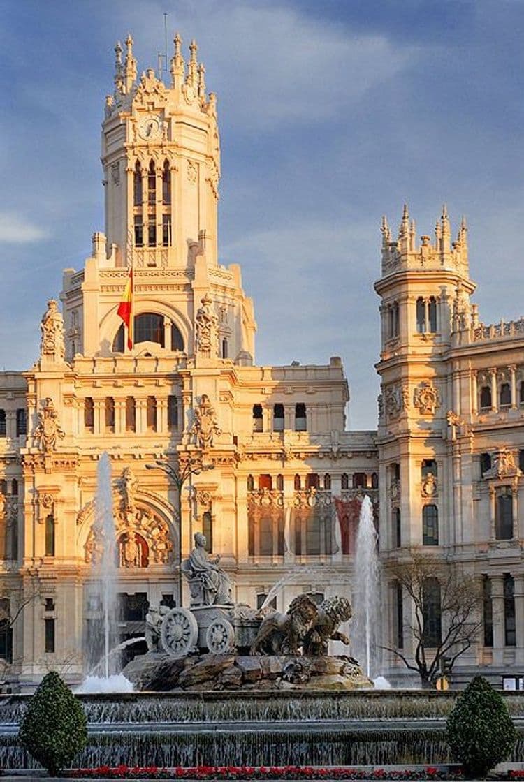 Place Plaza de Cibeles