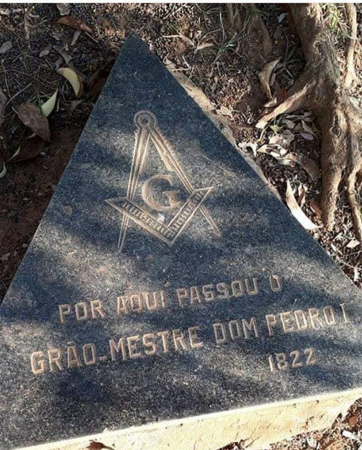 Lugar Pirâmide - Maçon D. Pedro I - G 33°