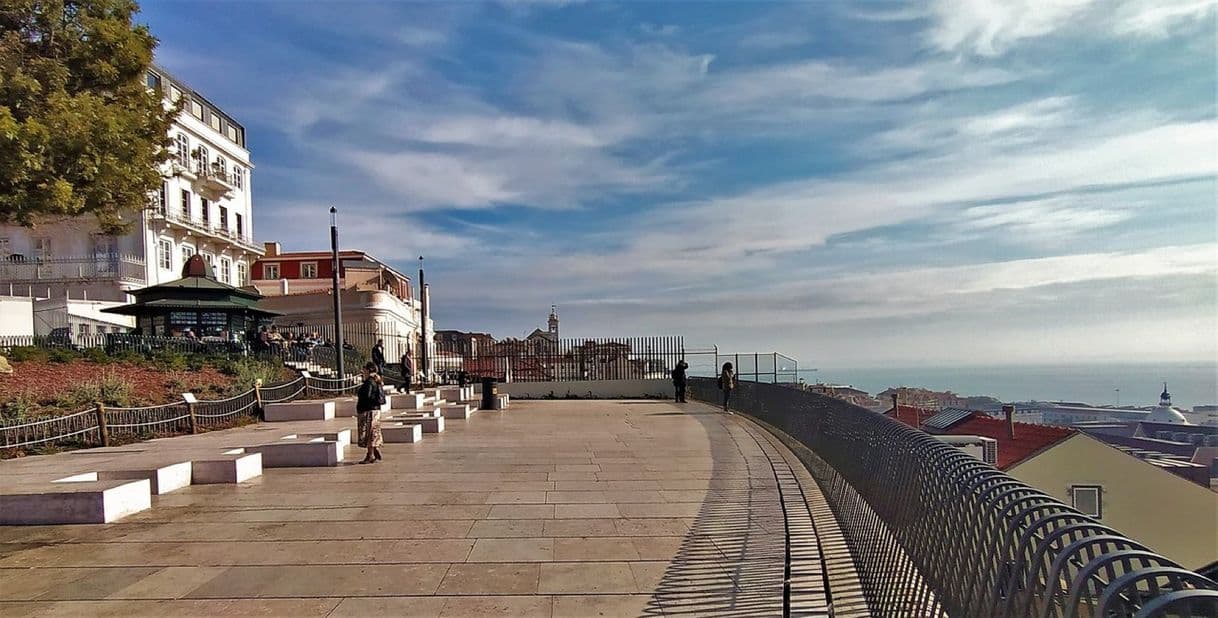 Place Miradouro de Santa Catarina