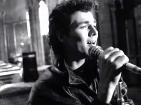 Canción a-ha - The Sun Always Shines on T.V. (Official Video) - YouTube