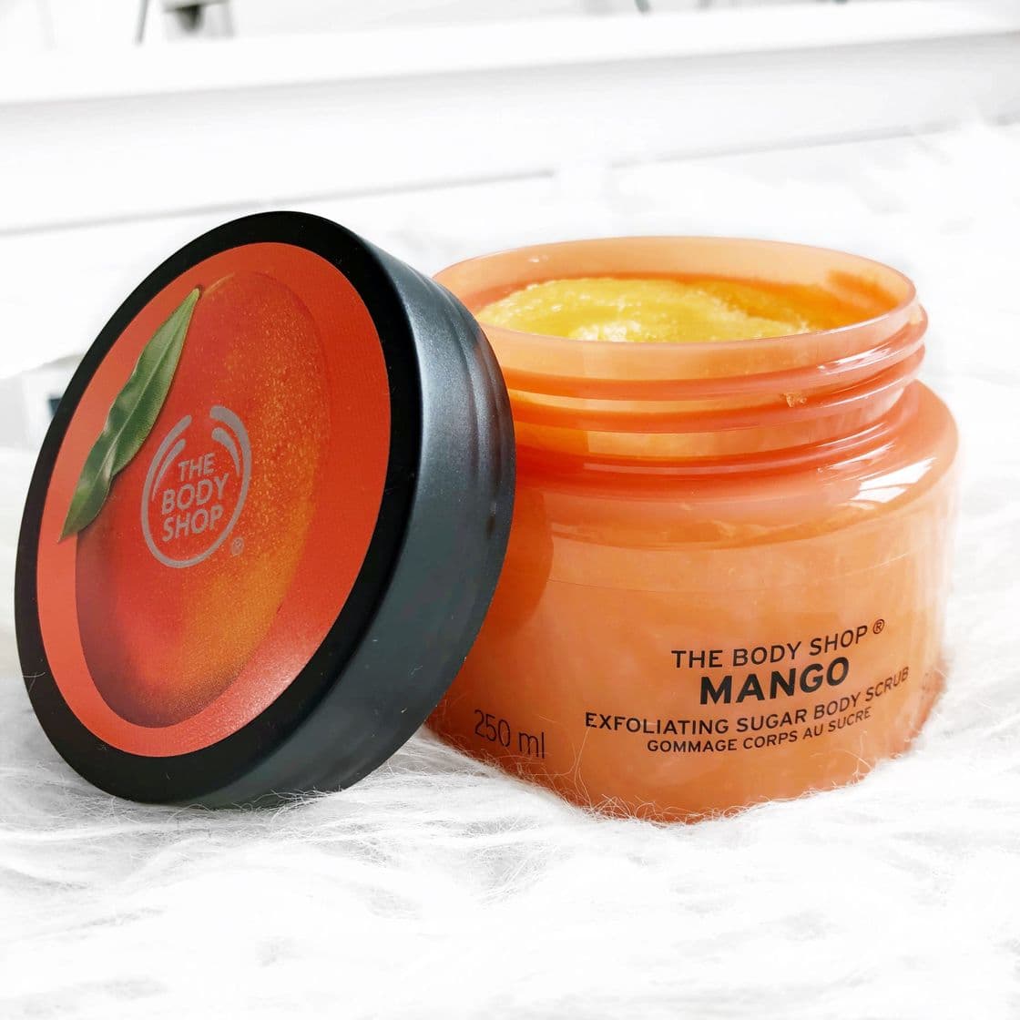 Fashion Exfoliante Corporal de Mango | Exfoliantes | The Body Shop®