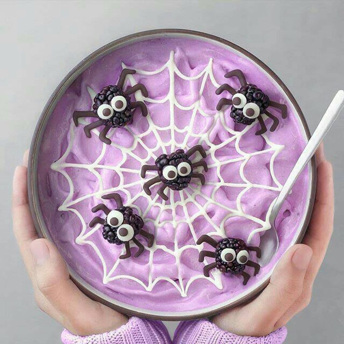 Fashion Spider smoothie bowl 🕸