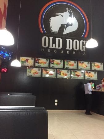 Restaurantes Old Dog Dogueria