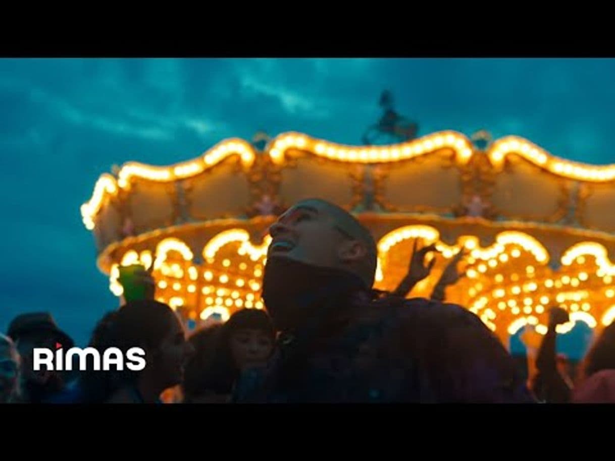 Moda Callaíta - Bad Bunny ( Video Oficial ) - YouTube