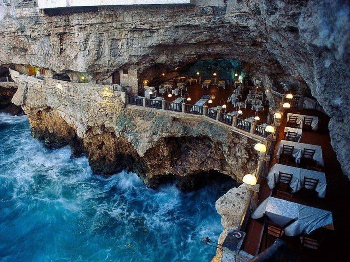 Restaurants Grotta Palazzese