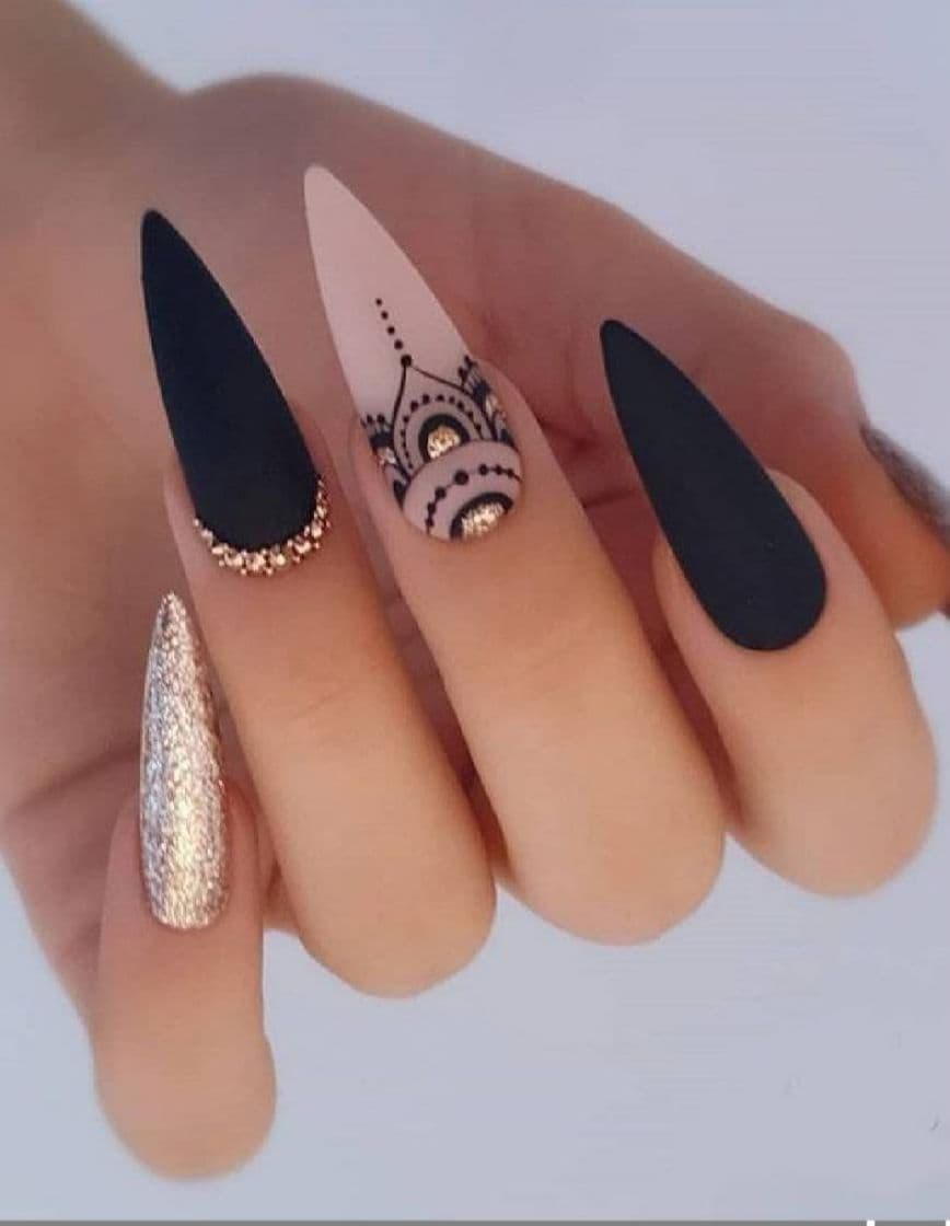 Moda Unhas preto fosco.🖤