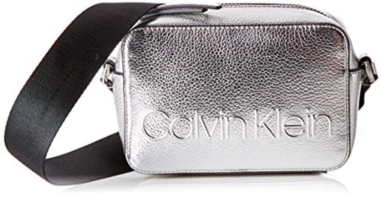 Moda Calvin Klein - Edged Camera Bag Met, Bolsos bandolera Mujer, Gris