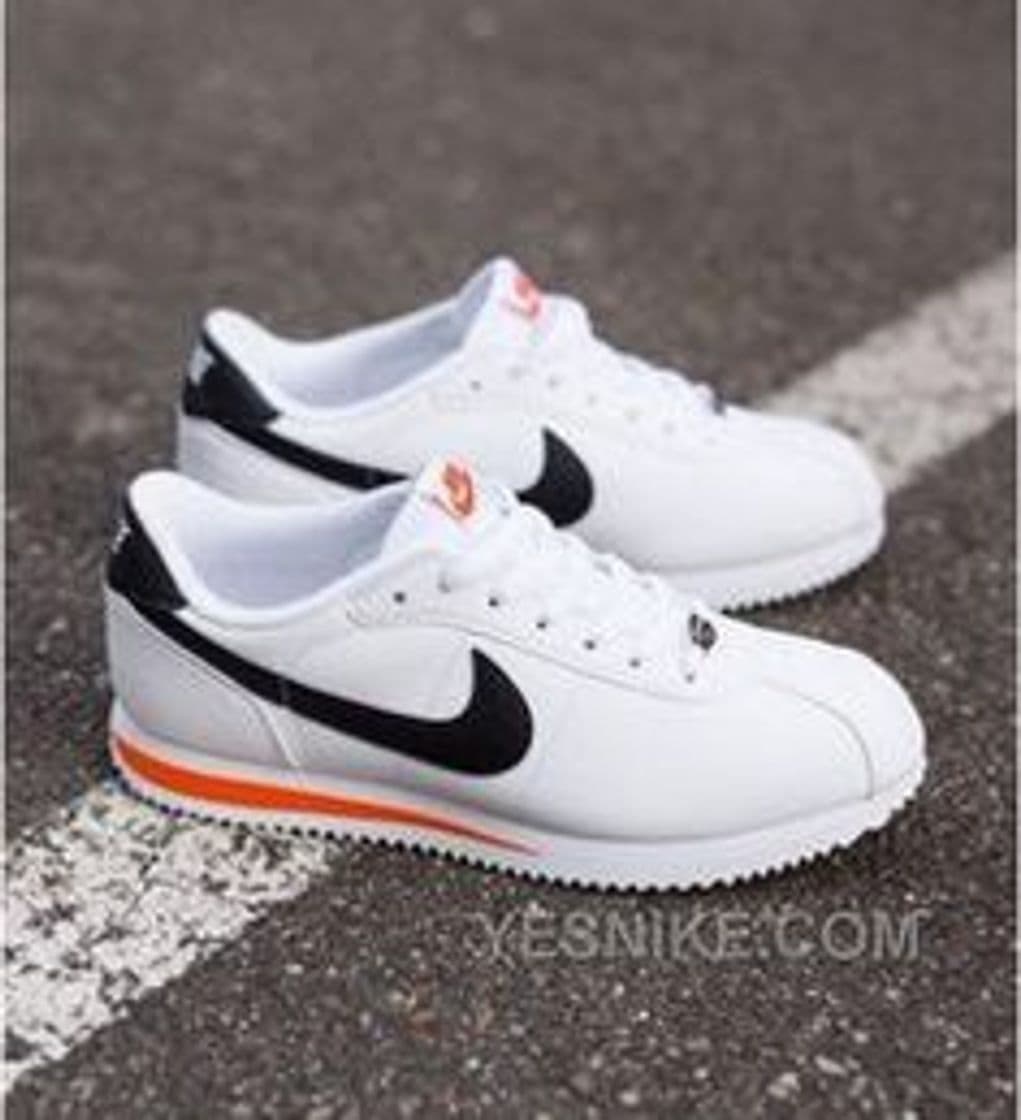 Producto Nike Men's Cortez Basic Leather Shoe, Zapatillas de Trail Running para Hombre,