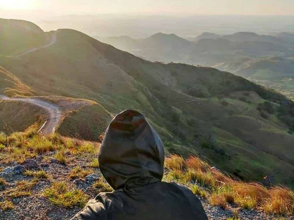 Lugar Cerro Pelado