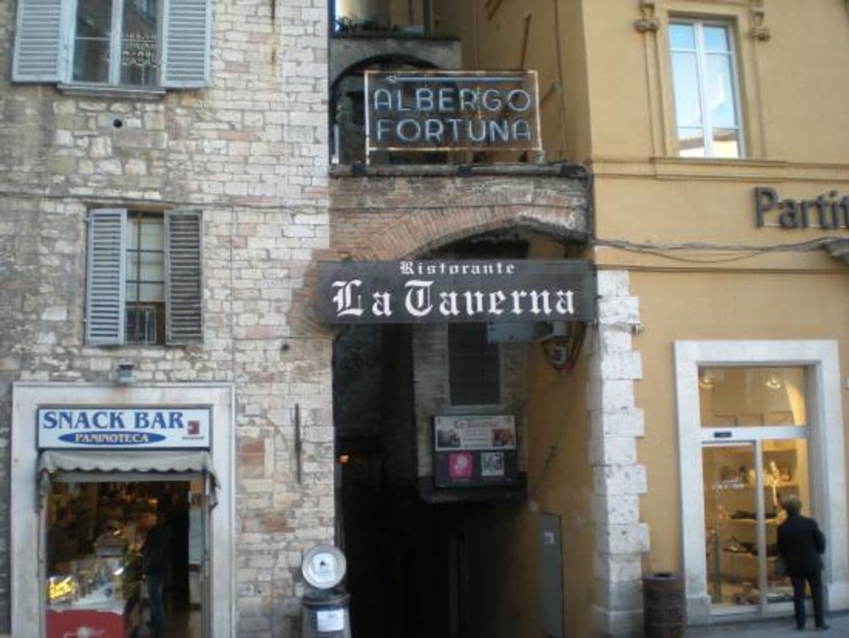 Restaurantes La Taverna