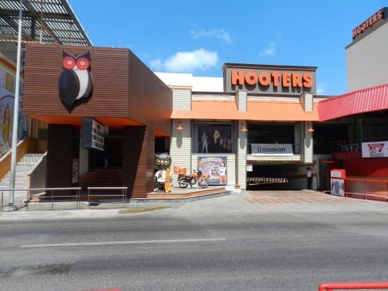 Restaurantes Hooters Cancun