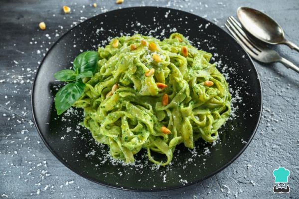 Fashion Tallarines Al Pesto - ¡Receta Italiana Fácil! 