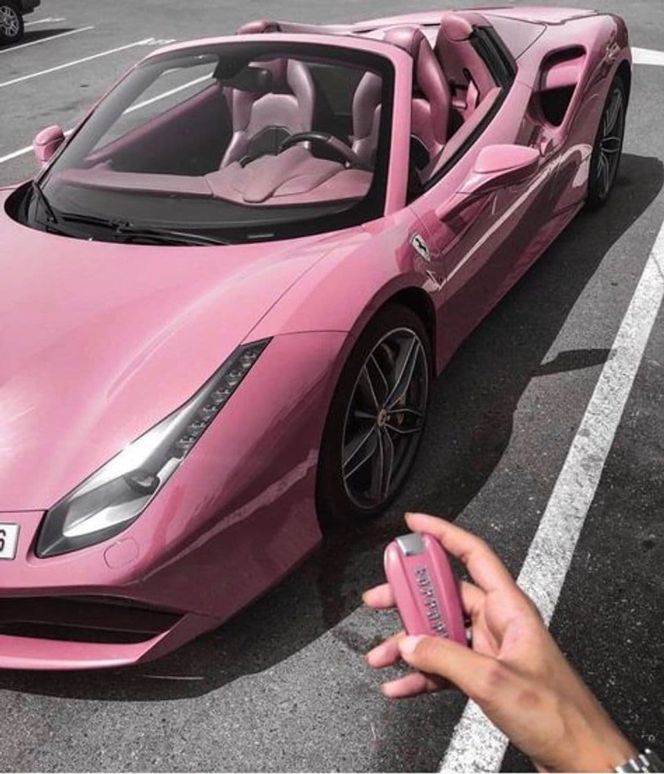 Moda  Carro rosa de luxo