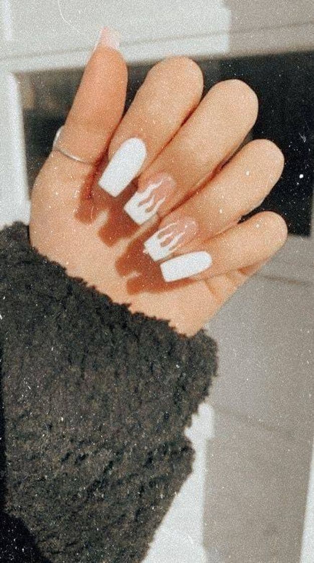 Fashion Uñas color blanco ✨