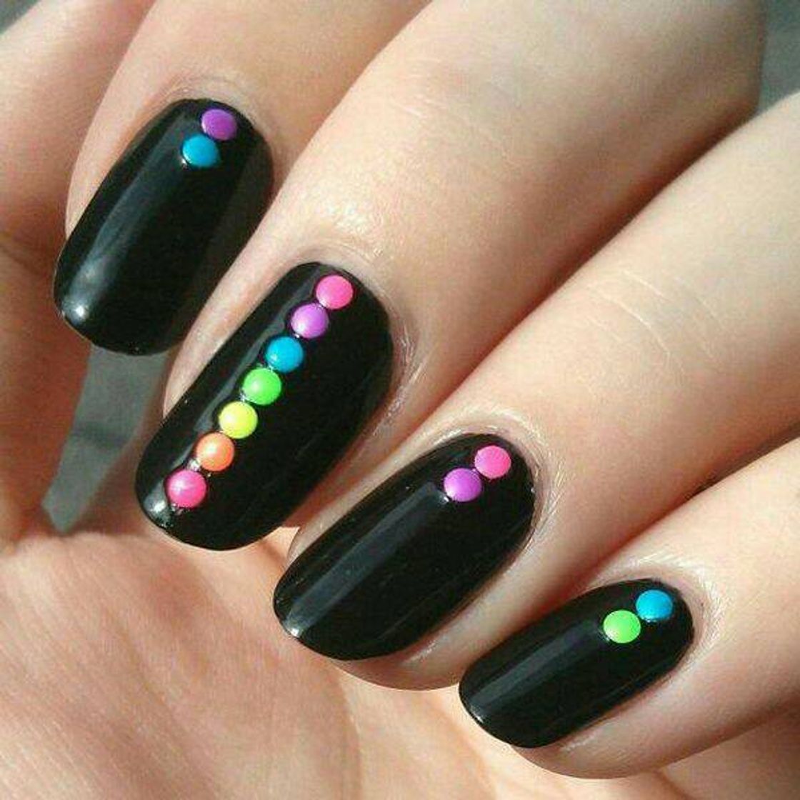 Fashion Uñas color negro con colores ✨