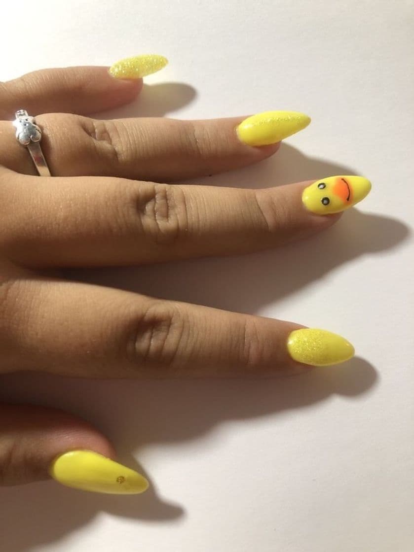 Moda Uñas amarillas de patito 🐥 