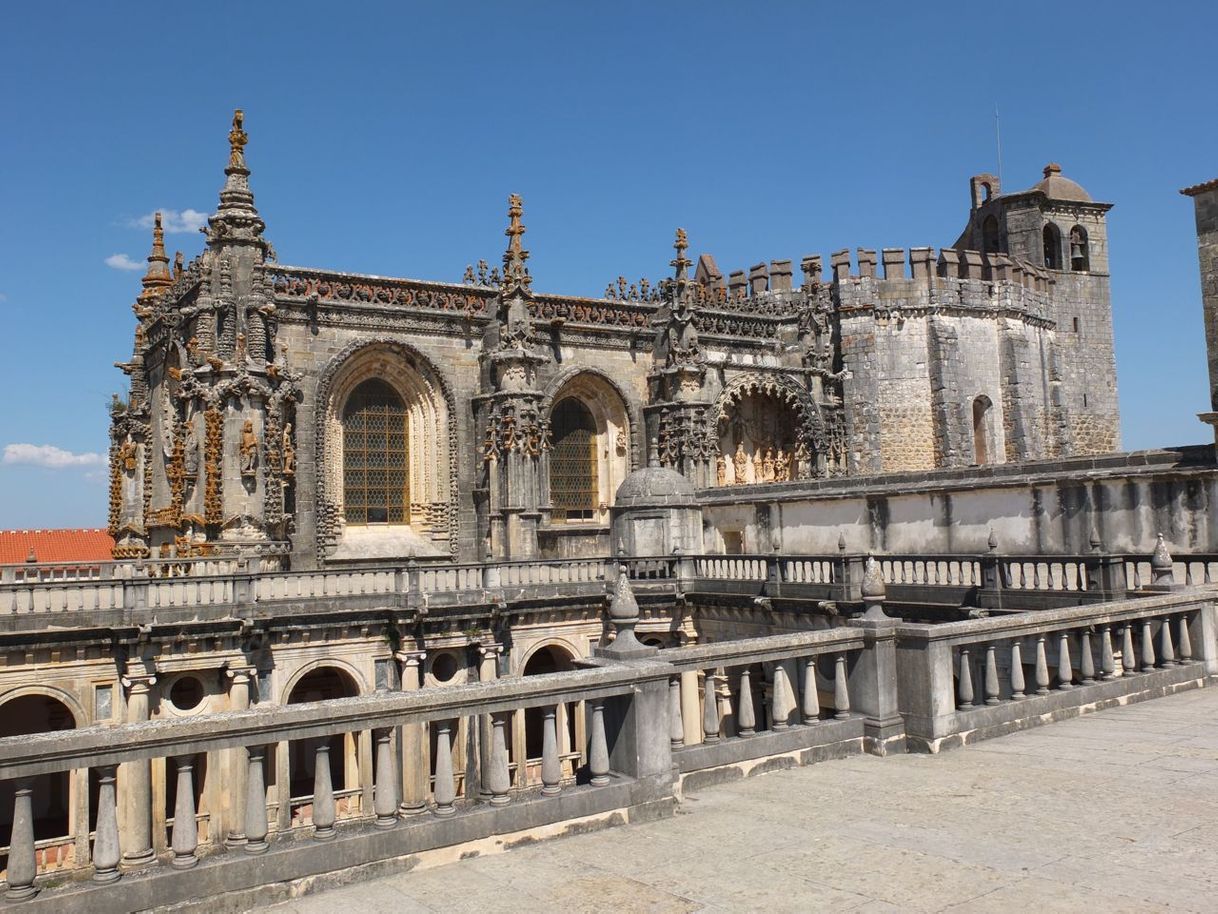 Moda PORTUGAL - Convent of Christ in Tomar

