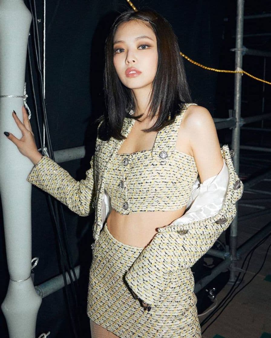 Fashion JENNIE