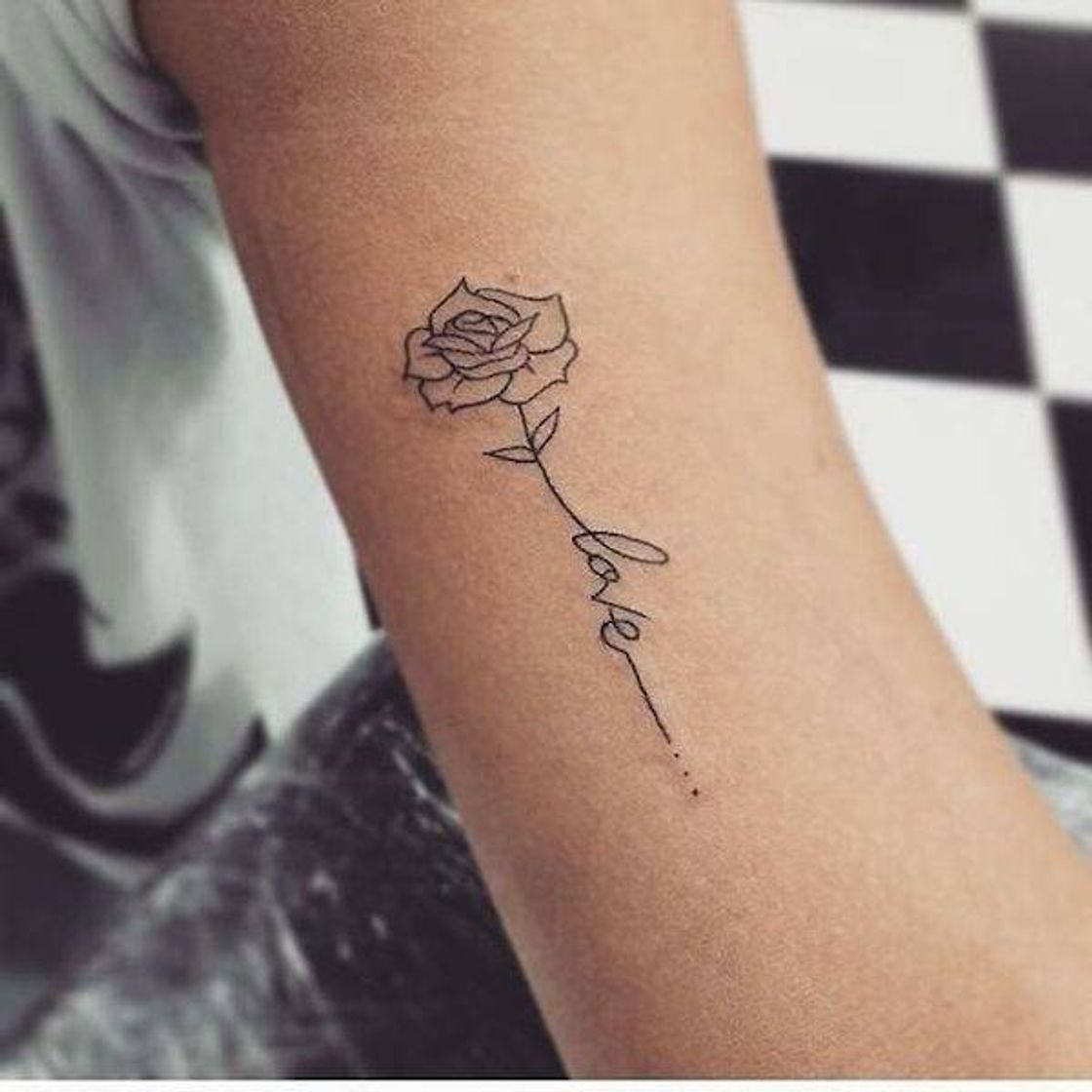 Moda Tatoo minimalista 