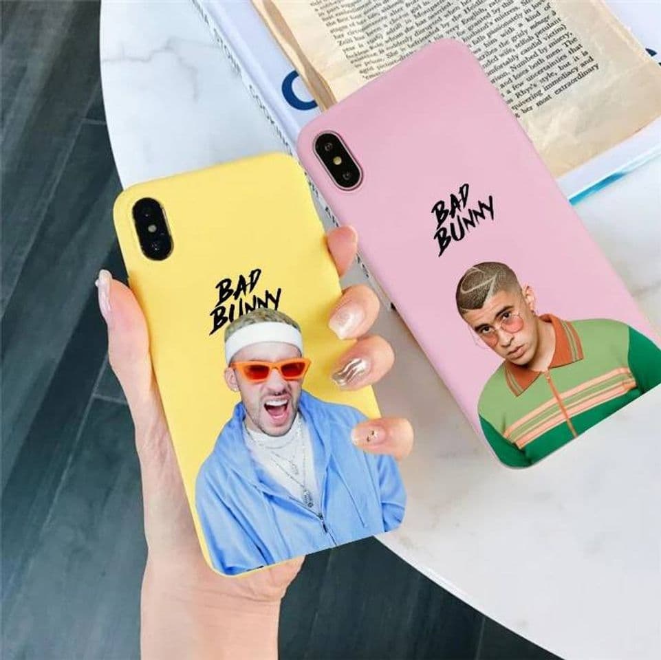 Product FUNDA IPHONE BAD BUNNY